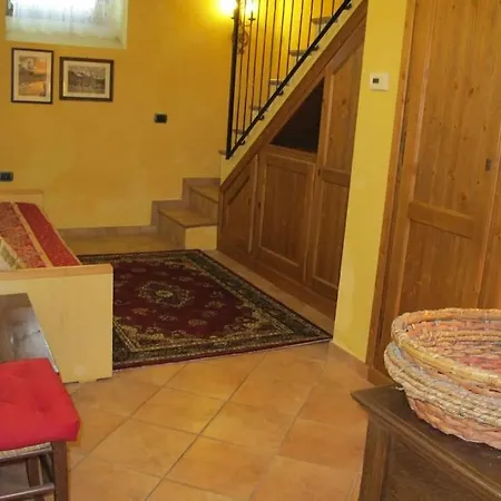 Ada Villa